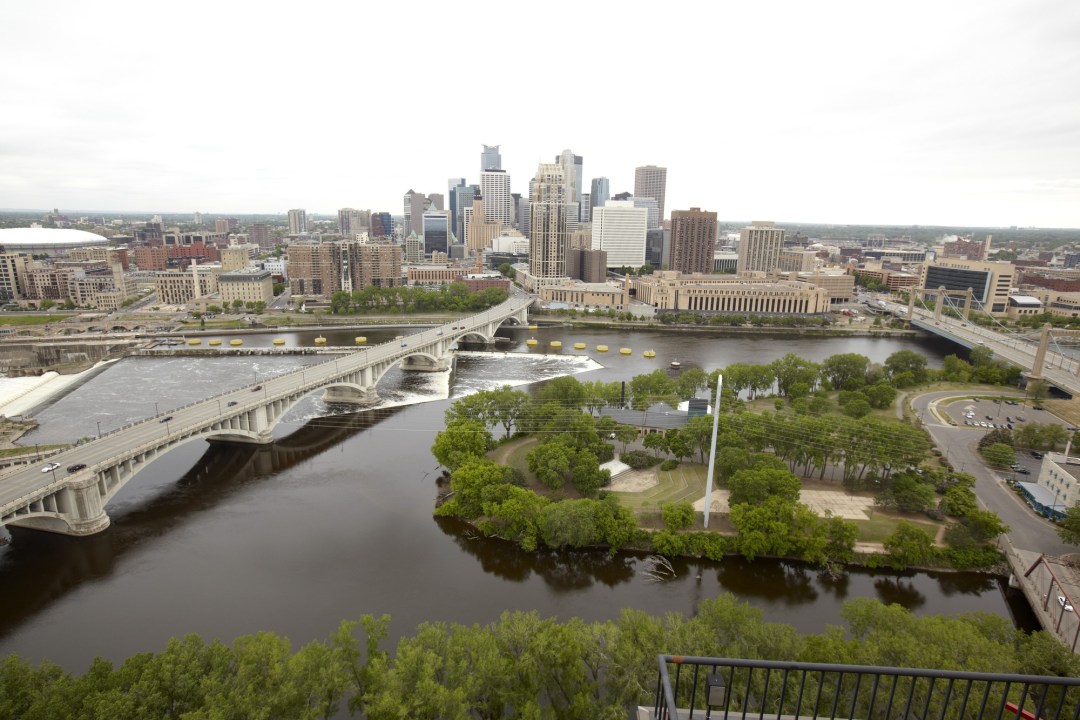 Mississippi River/Minneapolis Image by Todd Buchanan/Greenspring Media